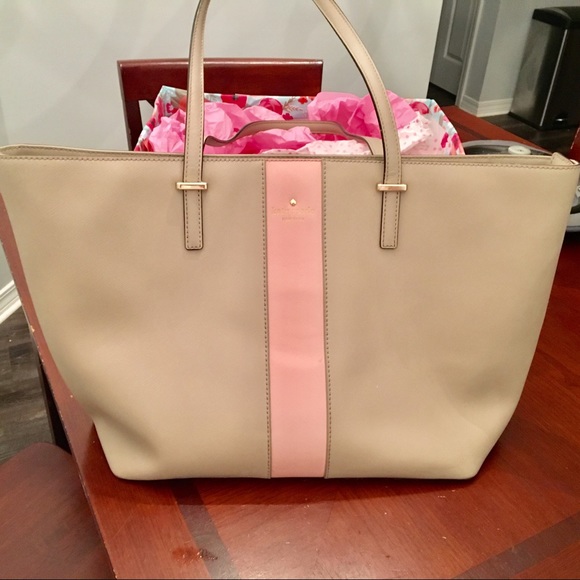 kate spade Handbags - Kate Spade harmony tote in blush and beige like new